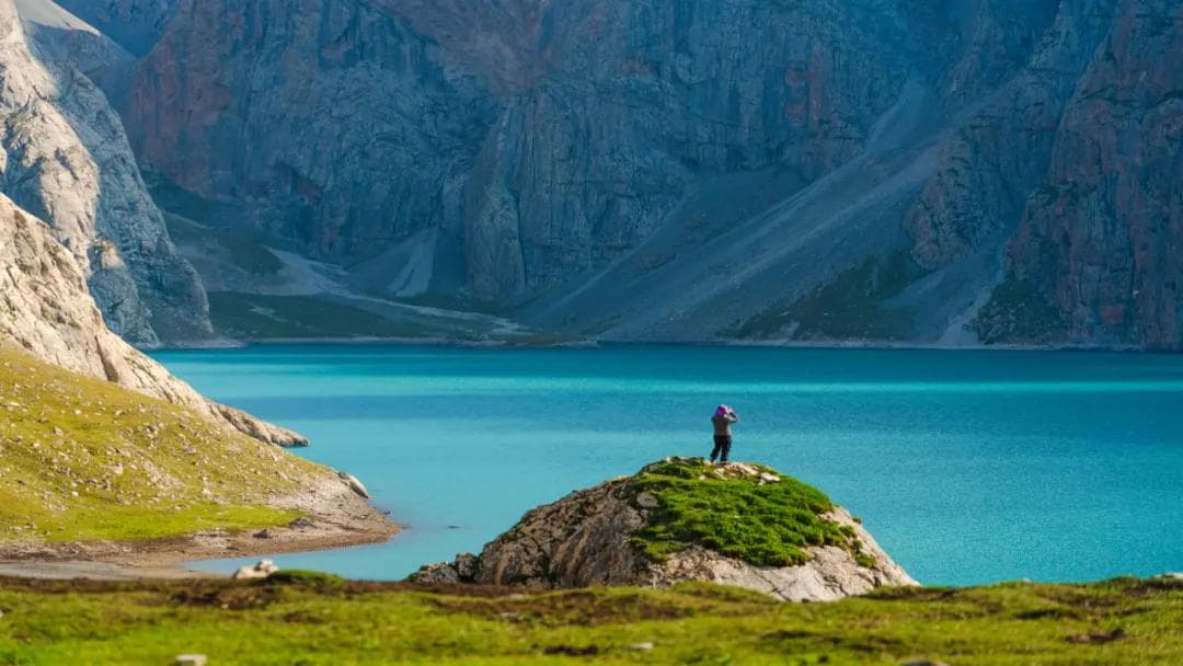 Paradise Lake