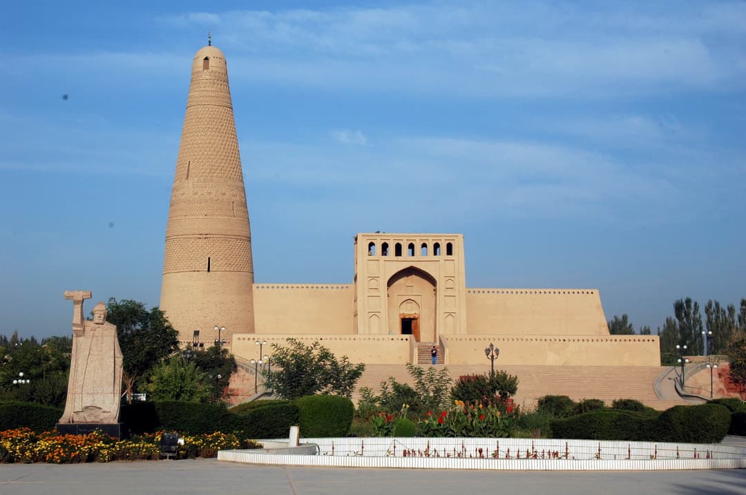 Sugong Minaret