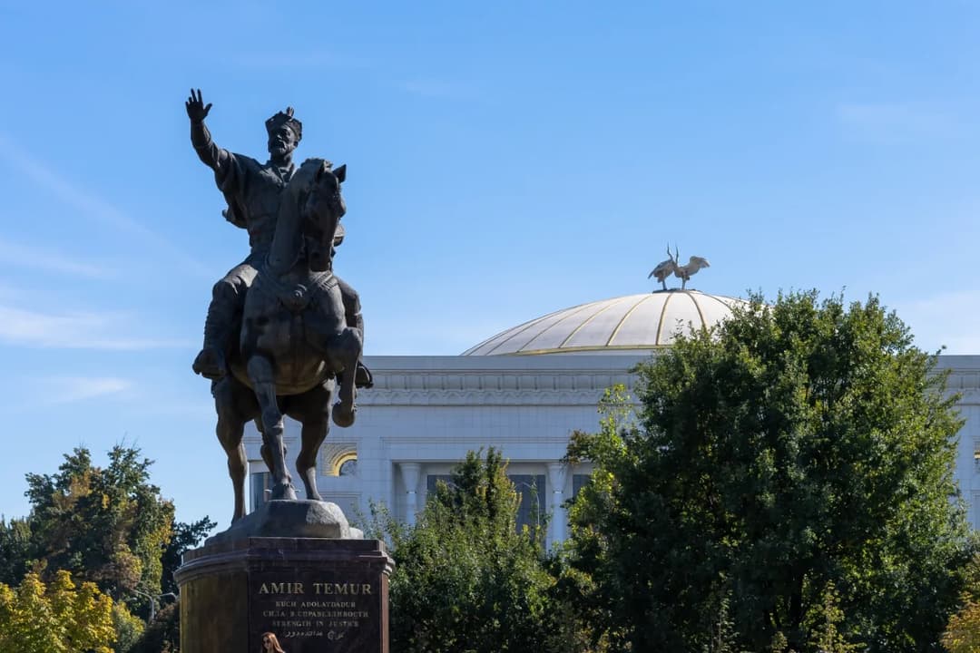 Amir Timur Square