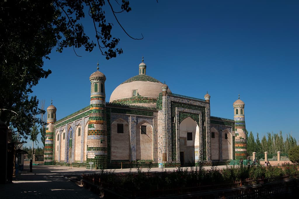 Apak Hojia Tomb
