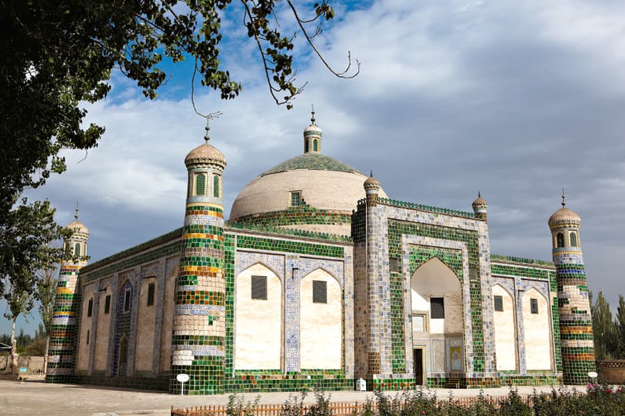 Apak Hoja Tomb