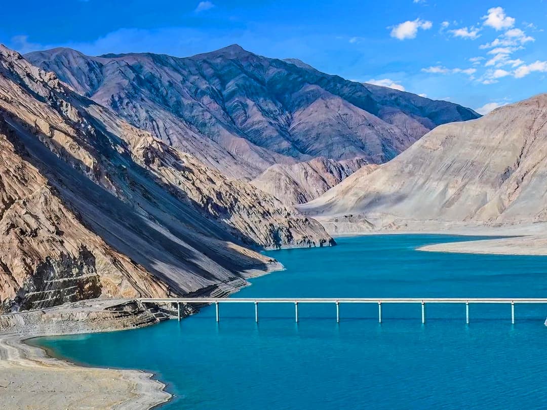 Bandir Blue Lake