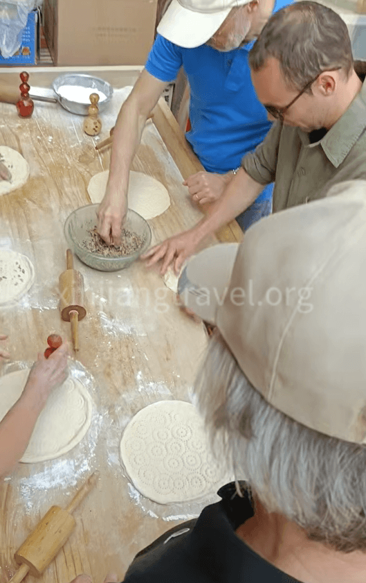 Xinjiang Kashgar Handmade Naan Experience