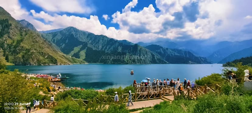 Heavenly Lake-02