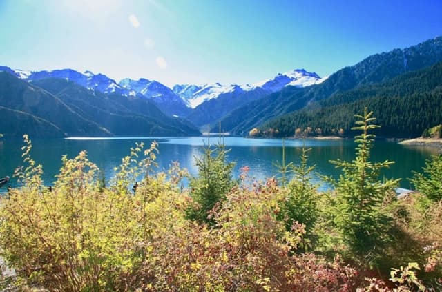 heavenly-lake.jpg