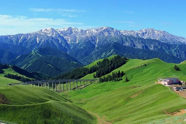 Guozigou Valley