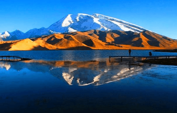 Karakul-lake