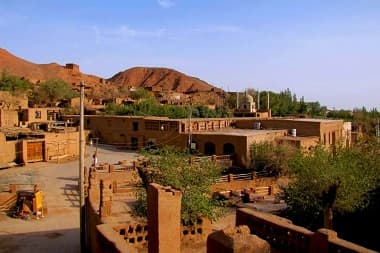 Tuyoq Village