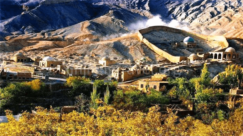 Tuyoq Village