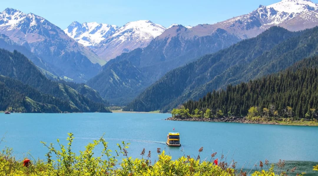 heavenly-lake.jpg