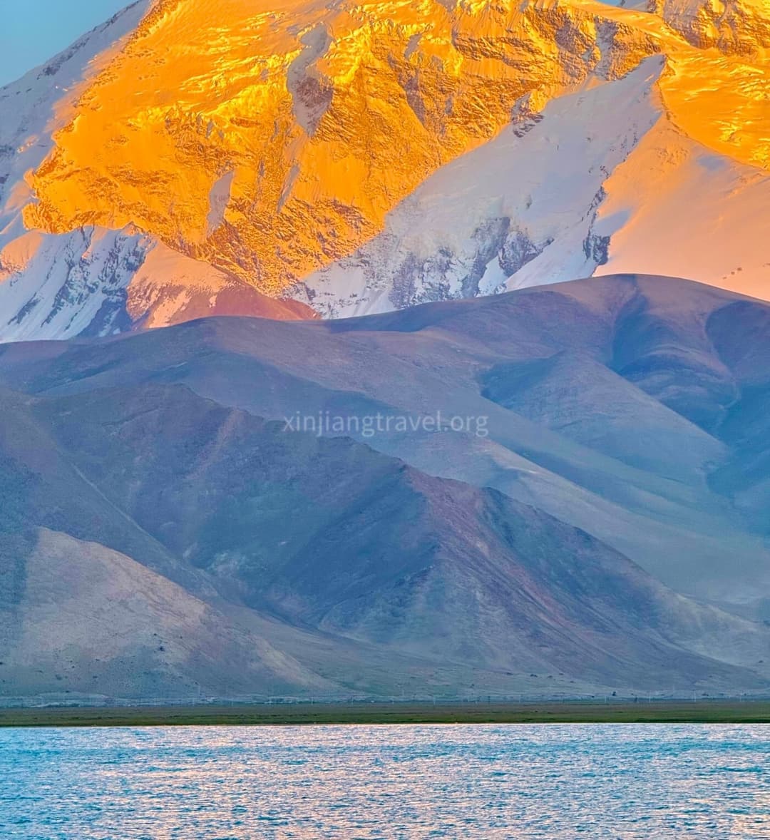 karakul-lake-02.jpg