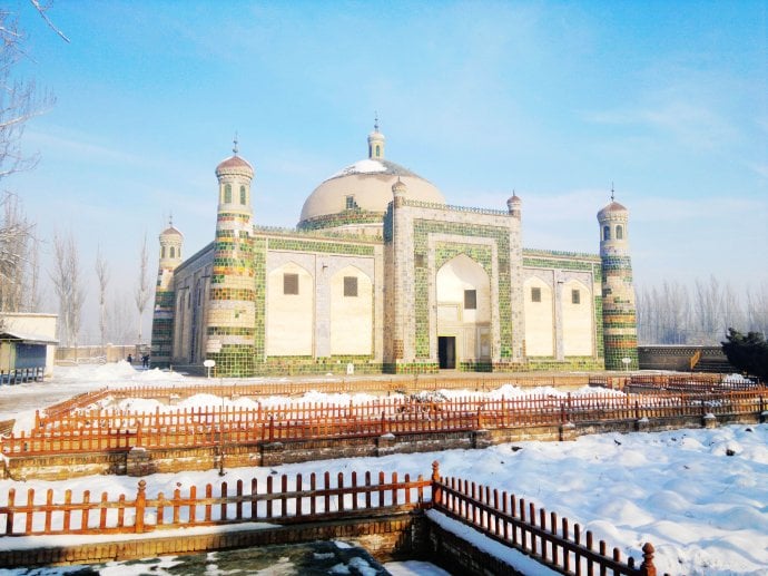 Apak Hoja Tomb