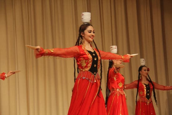 dance5.jpg dance5.jpg