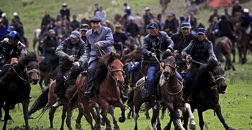 horse-racing.jpg horse-racing.jpg