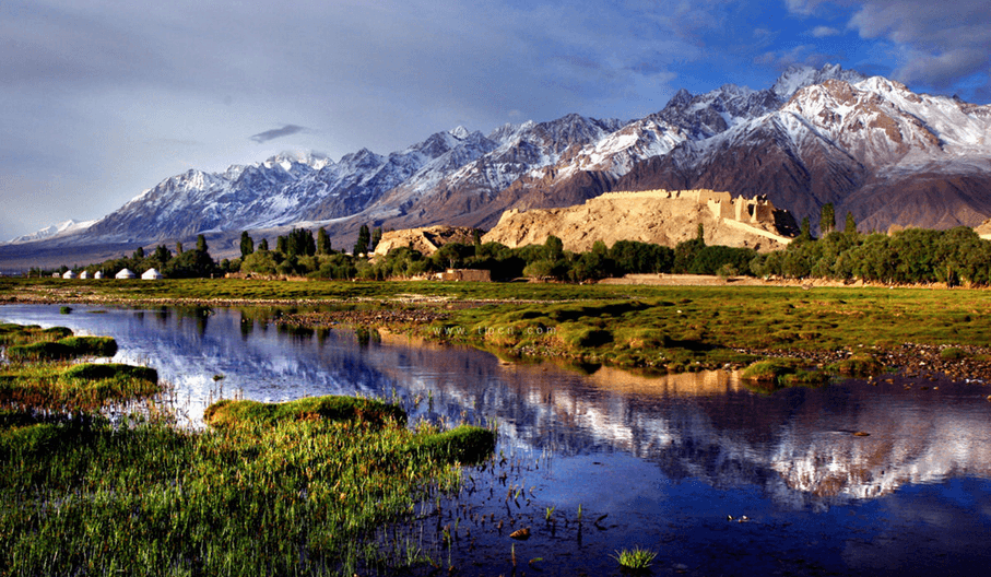pamirs.jpg pamirs.jpg