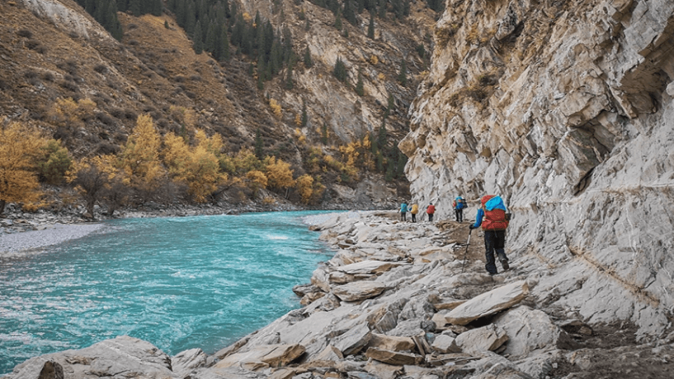 8-days-xinjiang-wusun-ancient-road-trekking-adventure 8-days-xinjiang-wusun-ancient-road-trekking-adventure
