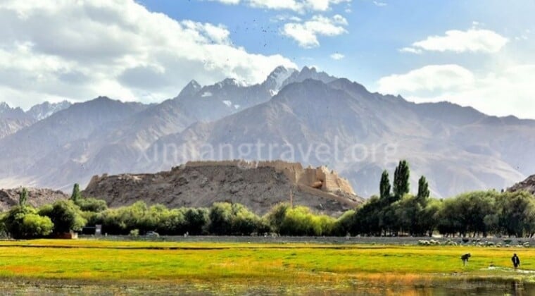 15-days-scenic-altay-mountain-and-south-xinjiang-adventure 15-days-scenic-altay-mountain-and-south-xinjiang-adventure