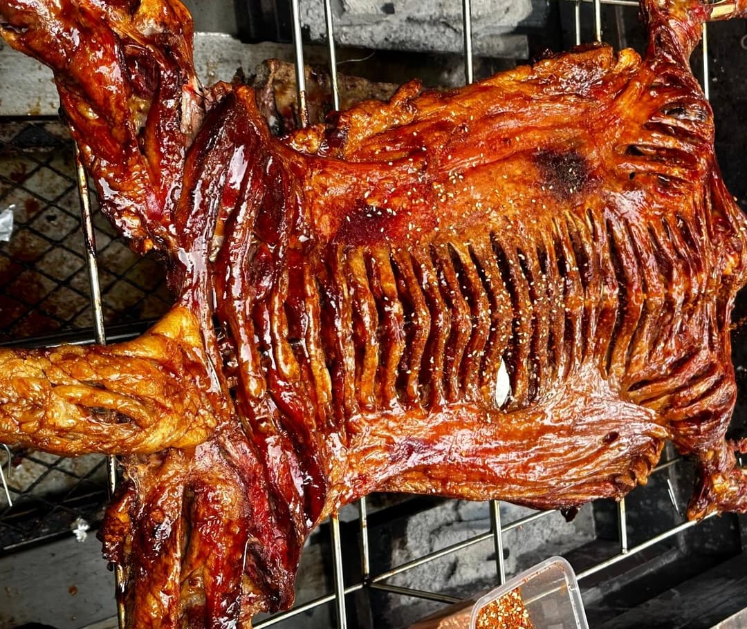 Roast whole lamb .jpg Roast whole lamb .jpg
