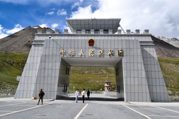Khunjerab Pass.jpg Khunjerab Pass.jpg