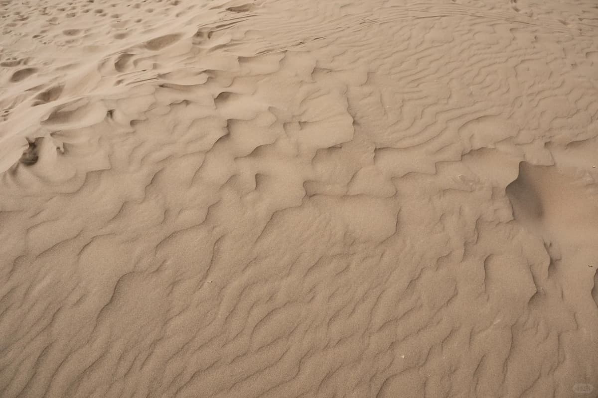 kumtag-desert.jpg kumtag-desert.jpg