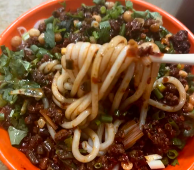 Xinjiang-rice-noodles-1.png