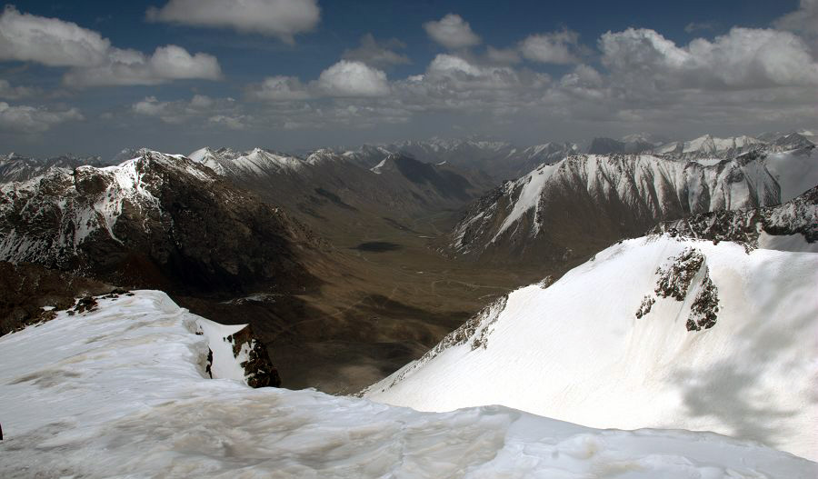 The-Modern-Glaciers-in-Daxigou-Valley-1